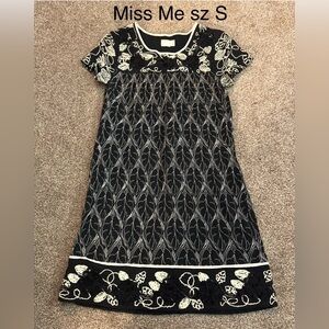 Black & White Embroidered Short Sleeve Dress by Miss Me Sz S
